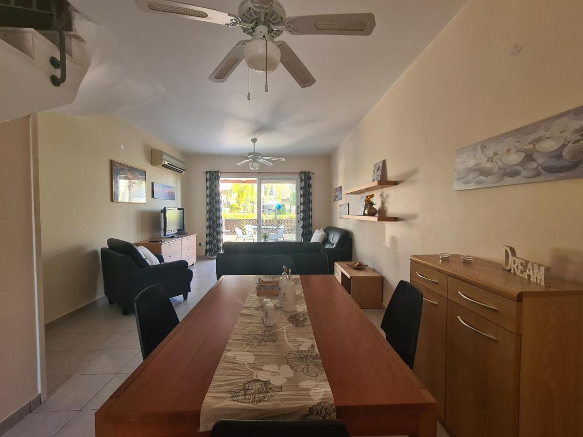 Serena Townhouse Peyia Ngoại thất bức ảnh